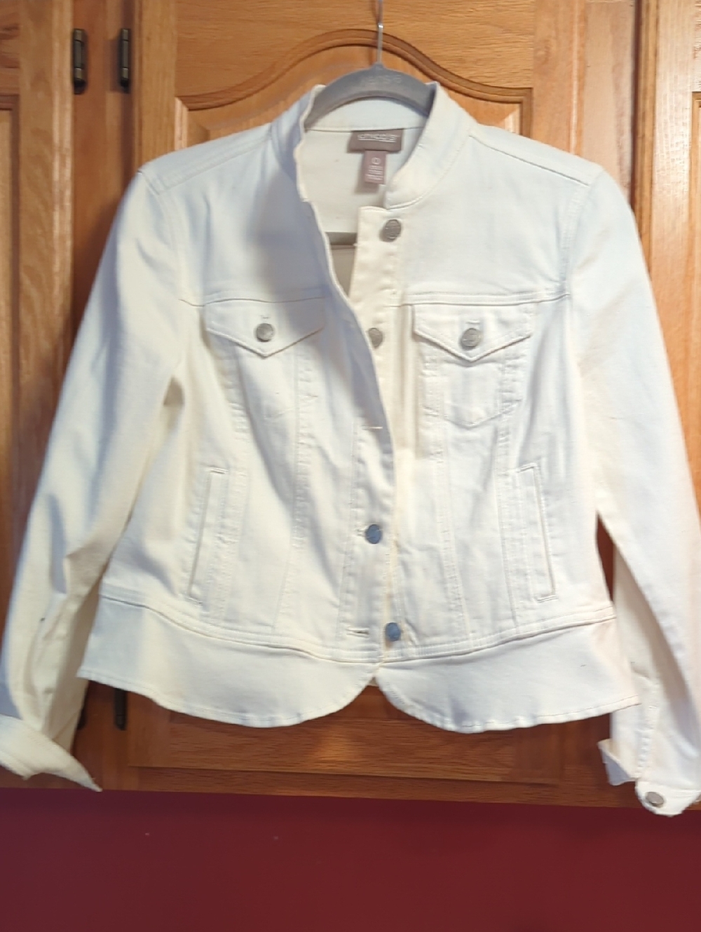 Chico’s White Stretch Denim Button Front Jean Jacket Size 0 Cotton Blend